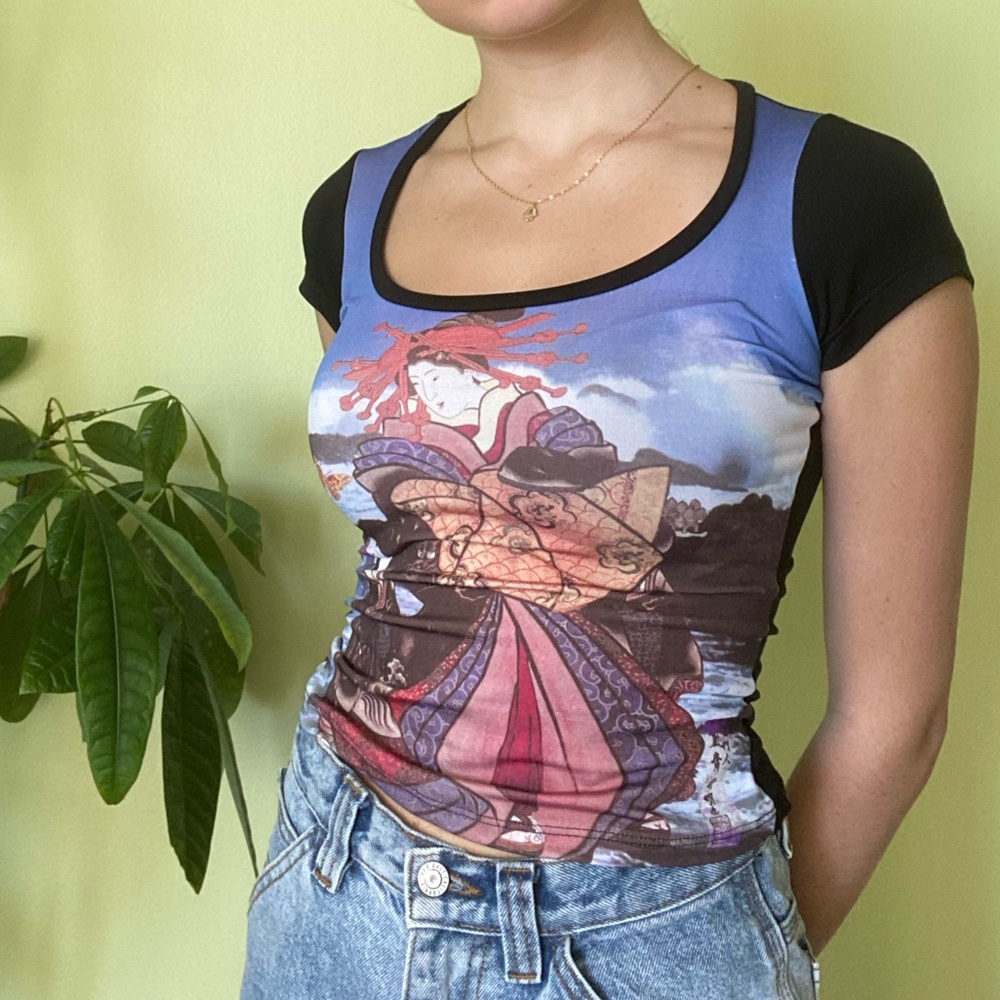 Shirt - Picture 2 of 5